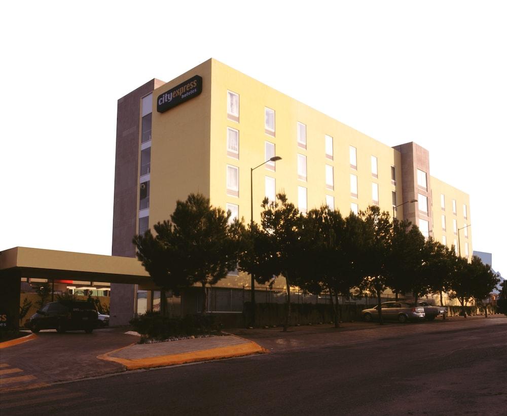 City Express By Marriott Saltillo Norte Ngoại thất bức ảnh
