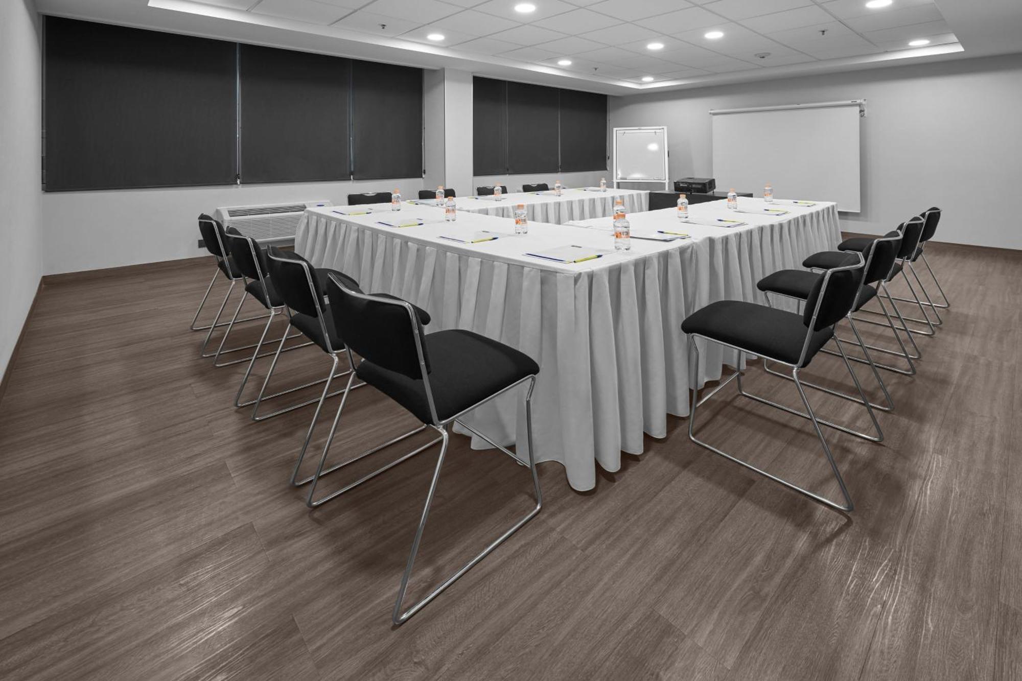 City Express By Marriott Saltillo Norte Ngoại thất bức ảnh