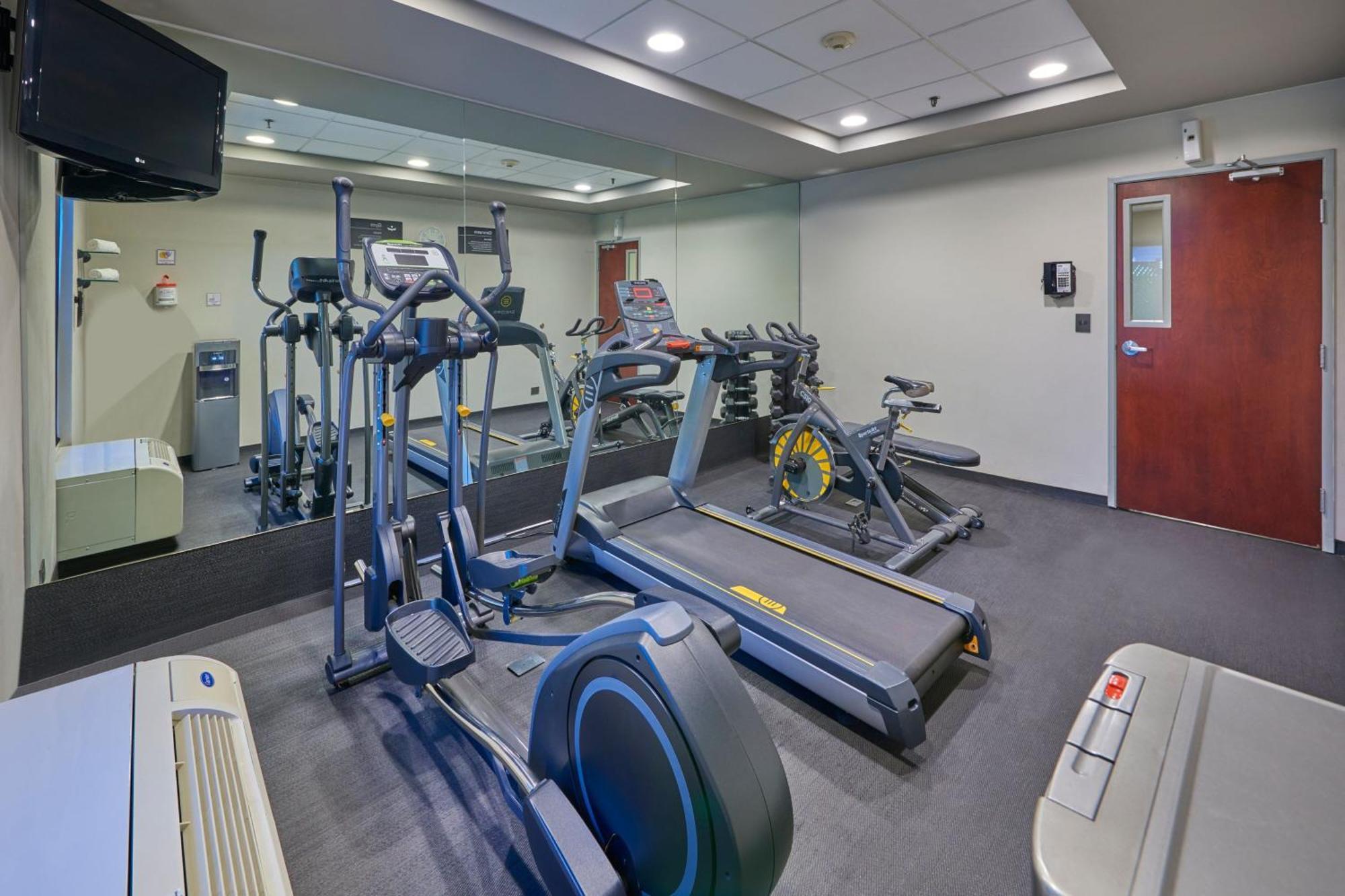 City Express By Marriott Saltillo Norte Ngoại thất bức ảnh
